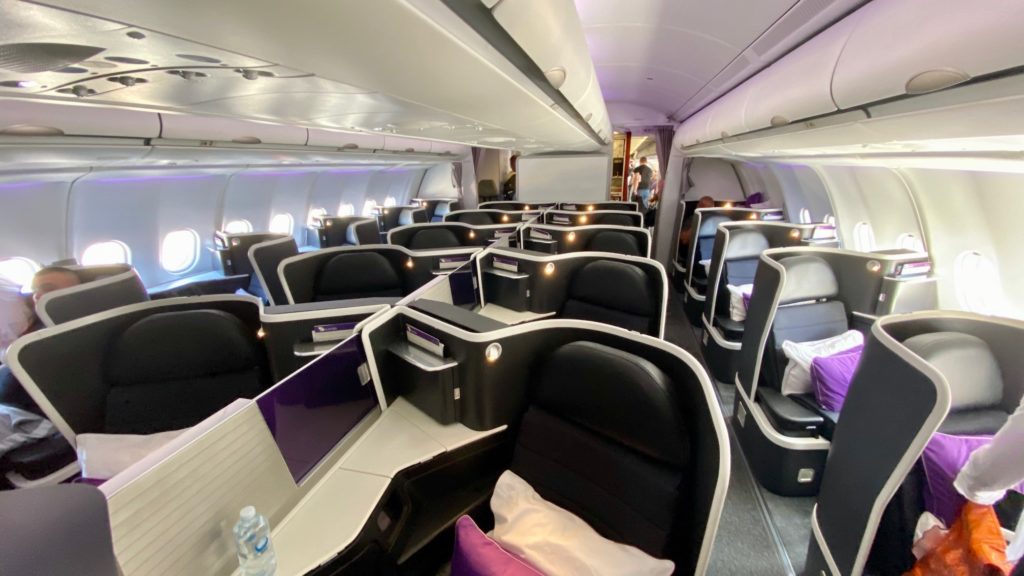 Review : Virgin Australia Max-8 Business Class, Cairns - Tokyo - pointsHq